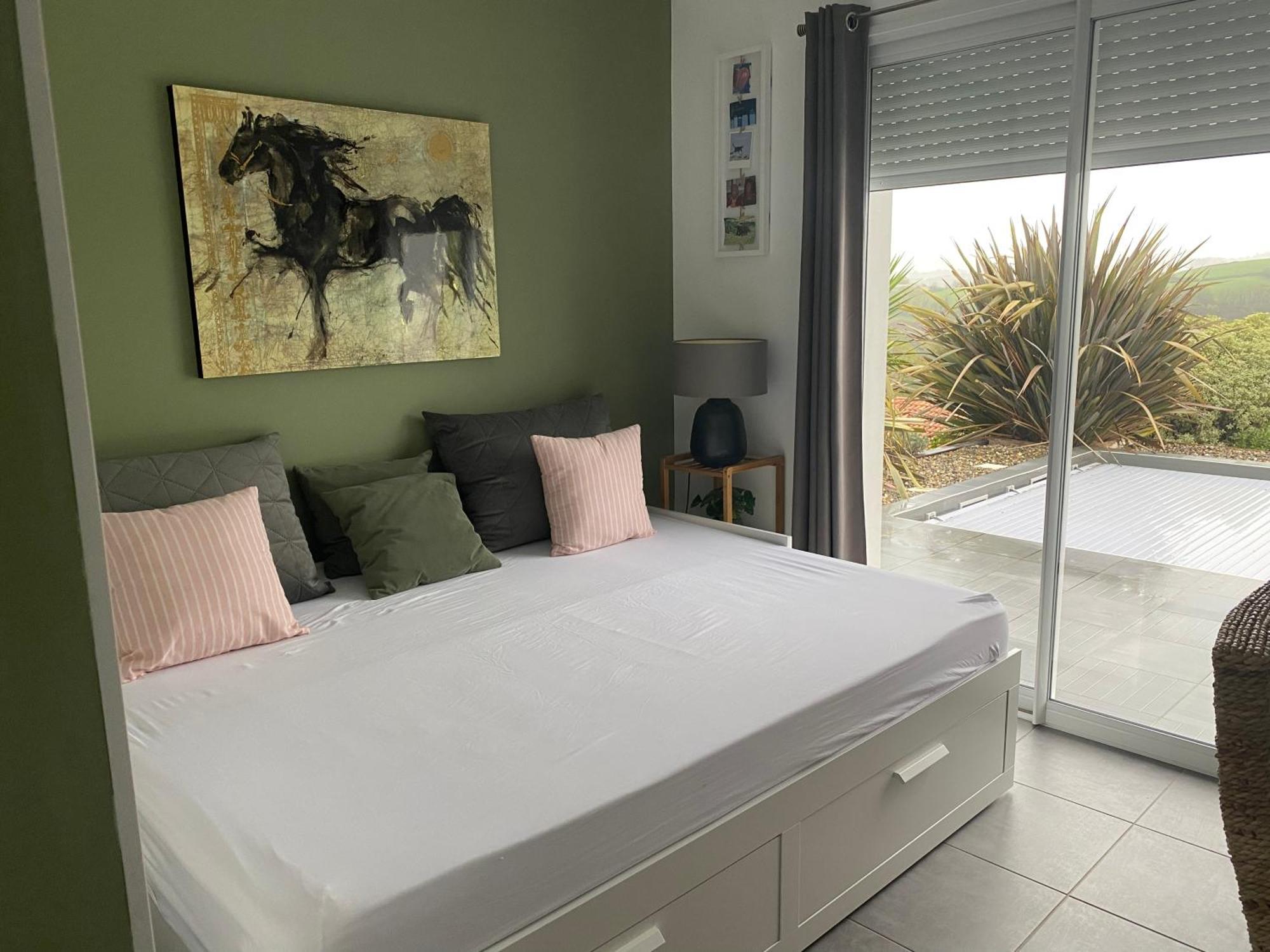 Ama Lur Hotel Hasparren Kültér fotó